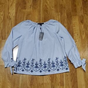 Tommy Hilfiger Light Blue Striped Peasant Blouse Navy Floral Embroidery Womens S